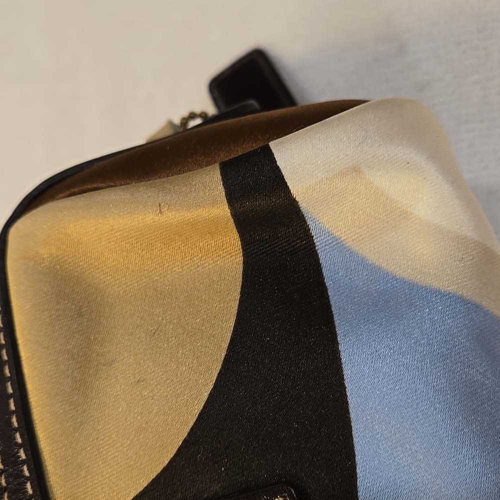 ​Coach Vintage Scarf Print Cosmetic Bag - Satin Multi-Color Swirl - Picture 7 of 7